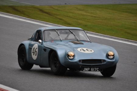 Mickael Whitaker et sa TVR Griffiths vainqueur de l'unique manche d une heure en HRDC.