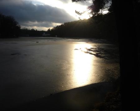 Coucher de soleil sur le Lac de Warfaaz - Spa ( 17.10.2010 )