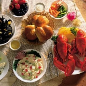 An Island Lobster Picnic - (c) Tourism PEI