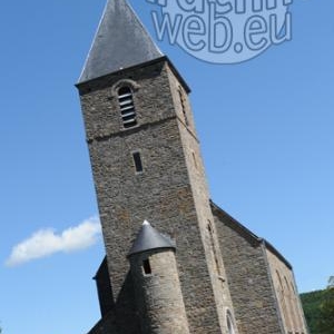 Eglise en face de l'ecole