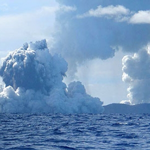 Eruption volcanique sous-marine