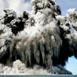 Eruption volcanique sous-marine