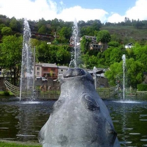 La Roche  parc en Rompré  Route des sculptures