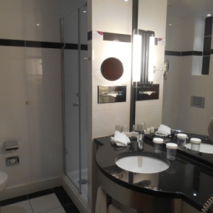 hotel crowne plaza brussels airport