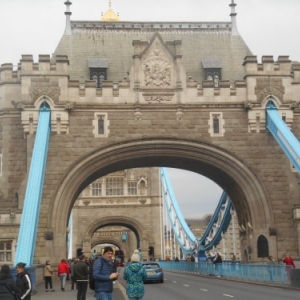 tower bridge