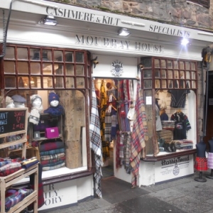 Failte gu Alba, welcome to Scotland, welcome to Edimbra