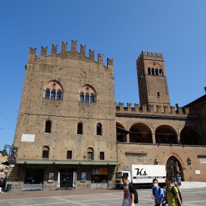 Piazza Nettuno Bologna