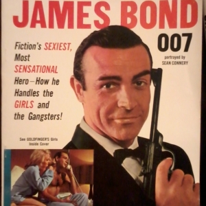 Sean Connery. My name is Bond, James Bond. Suivra le nom de la rose...