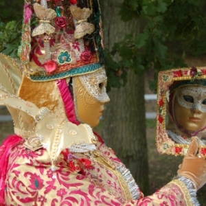 Les Costumés de Venise à Chevetogne