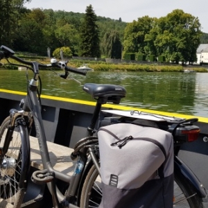 Hastière: découvrez les bords de Meuse à vélo ou à pied Hastière: découvrez les bords de Meuse à vélo ou à pied