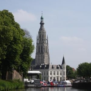 grote kerk of onze lieve vrouw kerk