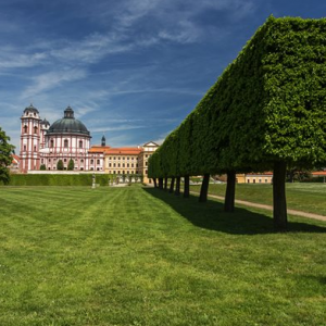 Visitez les plus beaux châteaux tchèques et profitez en même temps d'activités en plein air dans une nature resplendissante.