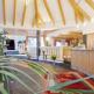 5. L'Hotel 5. L'Hotel