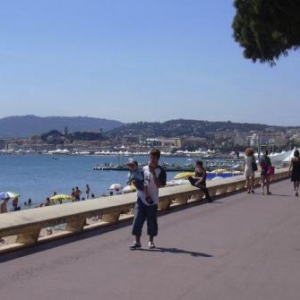 6. Cannes - La Croisette