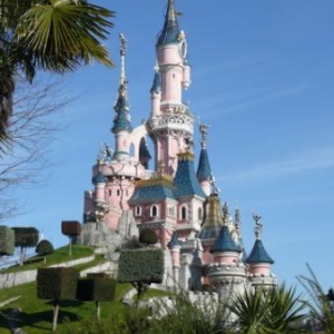 3. Disneyland Paris