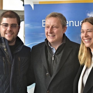 La famille Gersdorff, dans le foyer, en travaux, de la "Maison de la Culture de la Province"