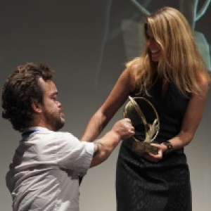 Jordan Prentice, recevant le "Grand-Prix du Jury", et Virginie Delalande (c) Marie-Christine Paquot/"EOP"