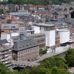 Facade saisissante dans le paysage subtil de Namur (c) DR/SAMYN/Province de Namur/Veronesi