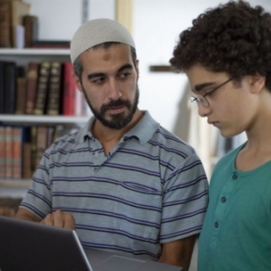 L imam et "Le Jeune Ahmed" (Jean-Pierre et Luc Dardenne) (c) "Les Films du Fleuve"