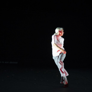 Anne Teresa De Keersmaeker danse « Brel » © Photo : « Rosas »
