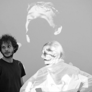 Solal Mariotte & Anne Teresa De Keersmaeker, dansent « Brel » © Photo : « Rosas »