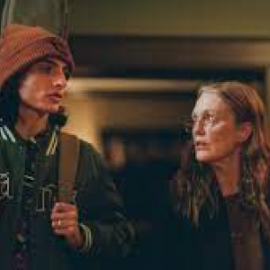 F. Wolfhard & J. Moore/« When You Finish Saving the World » (Jesse Eisenberg) © Ph. : B. Garrabrant/ « A.P. »