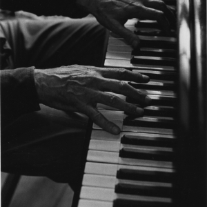 Fernand Schirren au piano, pour les films muets © Francine D'Hulst