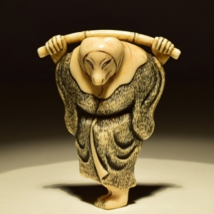 "Netsuke" en ivoire, de la periode "Edo" (c) "Nohara Japonese Art"  