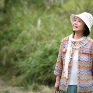 Yun Junghee dans "Poetry" (Lee Chang-dong), film laureat, en 2010, du "Prix du meilleur Scenario", au "Festival de Cannes"