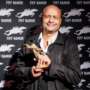 Lofti Achour, président du Jury-producteur-réalisateur-scénariste/lauréat, en 2024, du « Bayard d’Or du meilleur Film », pour « Les Enfants rouges » © « FIFF »