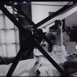 Peignant couchée / "Viva Frida Kahlo" © "Grand Casino Viaje" © Photo : Fabien Sebo