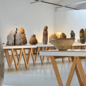 Une vue de la collection permanente de (c) « Keramis »