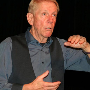 Paul-Henri Thomsin, l’écrivain, en wallon liégeois, du « Village de Noël » ⓒ Ph. : « L’Avenir »