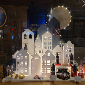 Une vitrine décorée ⓒ « Galler » ⓒ Photo : Murielle Lecocq