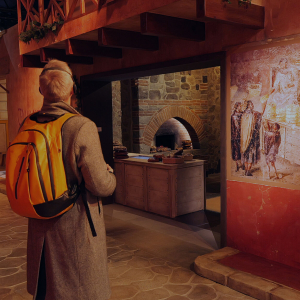 Au début de la rue, près de la boulangerie © « Tempora »