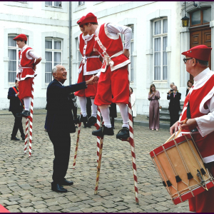 A la rencontre des "Echasseurs namurois" © André Dubuisson