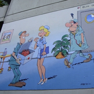 Le mur des "Femmes en blanc", à Woluwé-Saint-Pierre, d'après © Philippe Bercovici