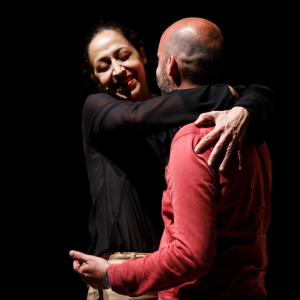 Pour Irina Lucidi (G. Saitta), le retour d'une certaine joie de vivre © "Théâtre national Wallonie-Bruxelles"