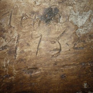 Ardres : graffiti sur les murs interieurs des fortifications ( 1752 ) Ardres : graffiti sur les murs interieurs des fortifications ( 1752 )