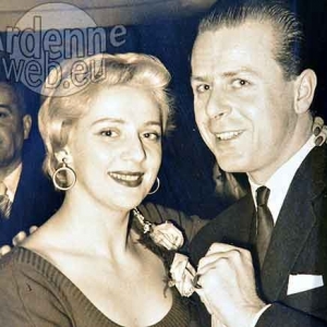 La Belle Yvette aux Folies Bergere de Paris en 1945