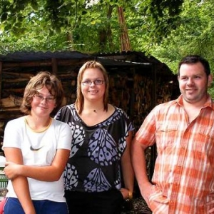 Allysson, Anne Florence et Marc , halte des fromages de la balade. ph 107