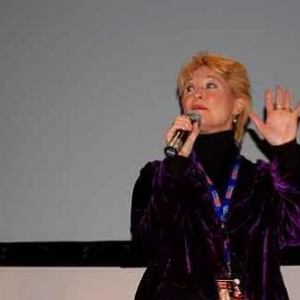 Dee Wallace