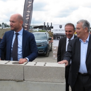 NOUVELLE CONCESSION TRI-MARQUES PEUGEOT-CITROEN-DS À LEUDELANGE