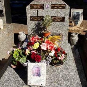 tombe de georges brassens au cimetiere de sete