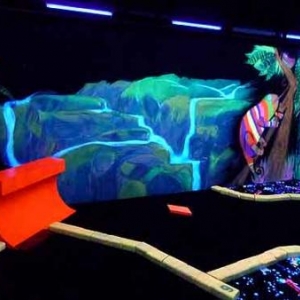 Goolfy mini golf indoor