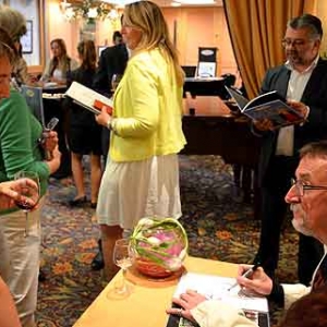 A Place to Fall in Love de Christian Jacot-4754 A Place to Fall in Love de Christian Jacot-4754