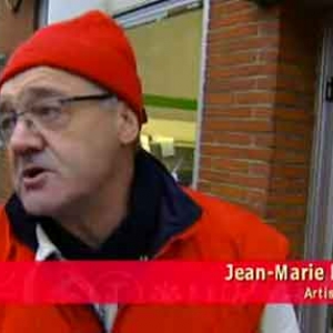 TV5 Monde peinture sur vitrine pour NOEL TV5 Monde peinture sur vitrine pour NOEL