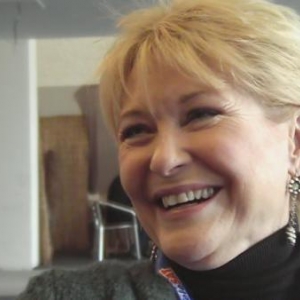  Dee Wallace