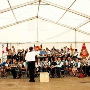 12: Les 2 fanfares reunies 12: Les 2 fanfares reunies