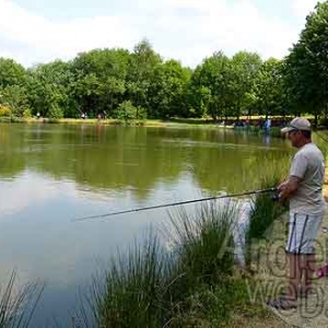 peche en famille sur etang-5142